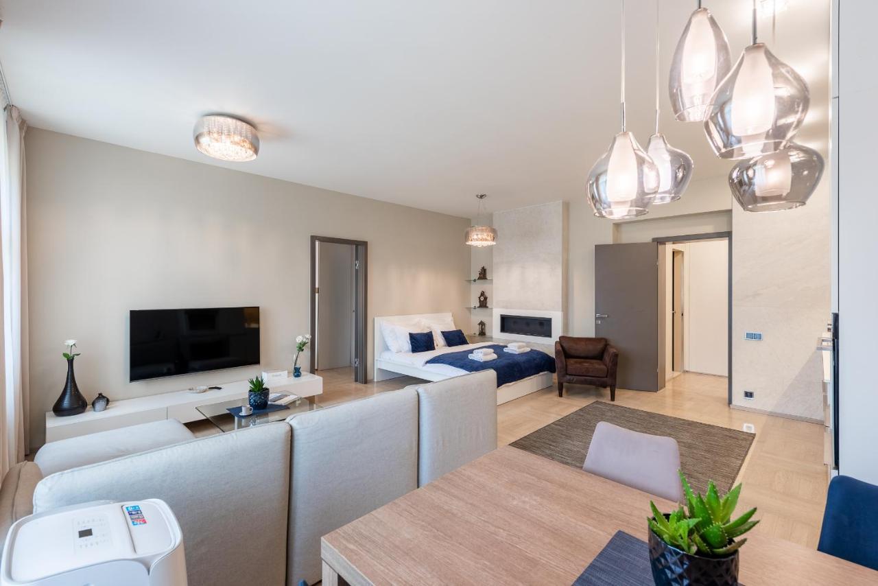 New Luxury Apt With Ac&Parking In The Center Of Prague Appartement Buitenkant foto