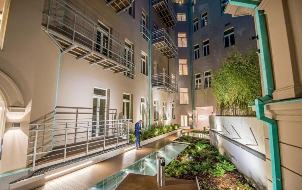 New Luxury Apt With Ac&Parking In The Center Of Prague Appartement Buitenkant foto